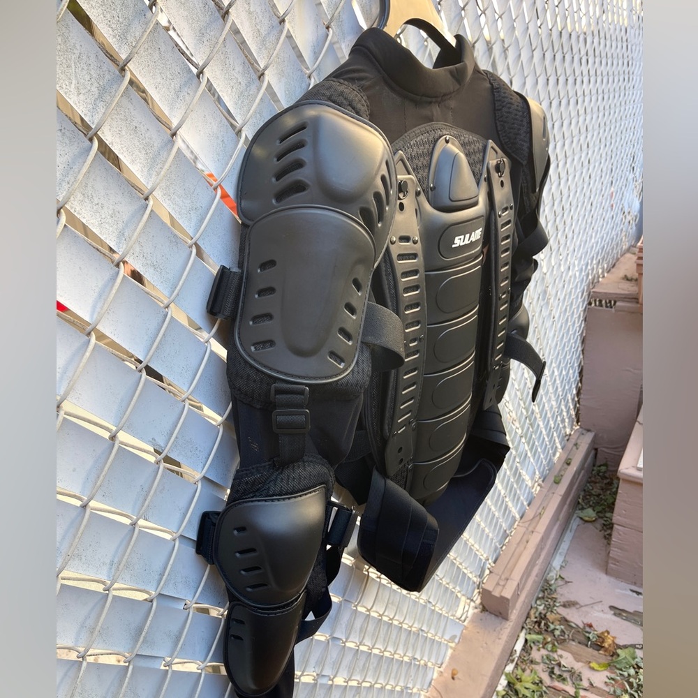Motorcycle Armor Jacket - Picture 9 of 16